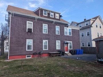 155 Mulberry St, Pawtucket, RI 02860 - photo 3
