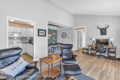 09-1317-Coolidge-Rd-WindowStill-Real-Est