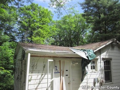 336 Maple St, Kerhonkson, NY 12446 - photo 4