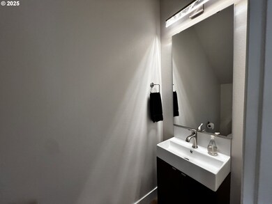 6902 SE Brooklyn St, Portland, OR 97206 - photo 7