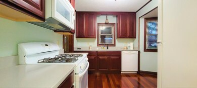 8907 Grace St, Highland, IN 46322 - photo 4