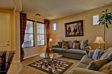 2 FORMAL LIVING