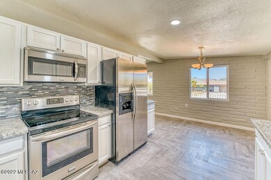 438 E Lester St, Tucson, AZ 85705 - photo 7