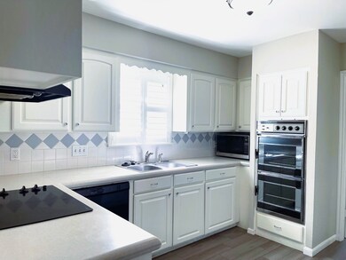 7522 Deep Forest Dr, Houston, TX 77088 - photo 3