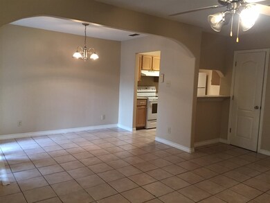 9802 Cantera Ct unit also known as 1752 T, Laredo, TX 78045 - photo 6