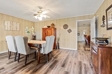 1411 Elm St-3