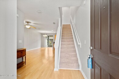 2333 Sunset Bluff Dr, Jacksonville, FL 32216 - photo 5