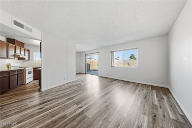 4924 Elaina Ave, Las Vegas, NV 89120 - photo 4