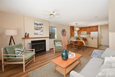 2827 Franklin Ave E unit N9, Seattle, WA 98102 - photo 4