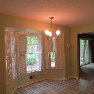 5 bay window kitchen