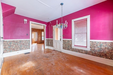 204 N Queen St, Whitewater, WI 53190 - photo 2