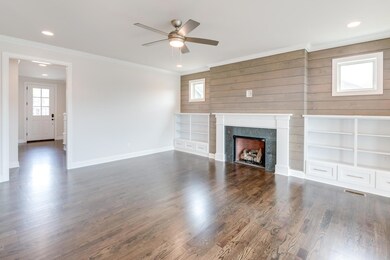 374_Maple_Grove