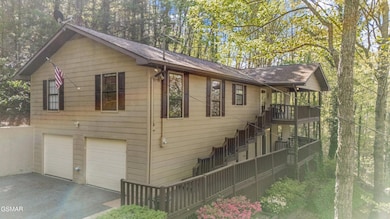 1930 Pamela Cir-21