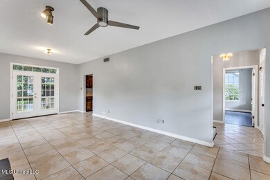 130BoothCir-7