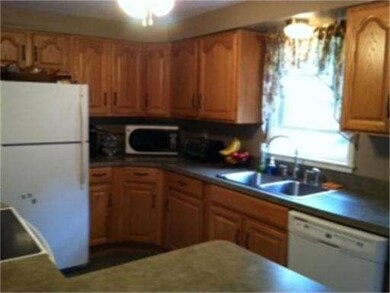 1 West View St, Holden, MA 01520 - photo 5