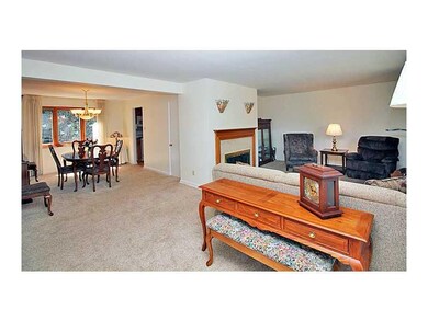 Entry/Foyer. You ll love the open floor plan with 