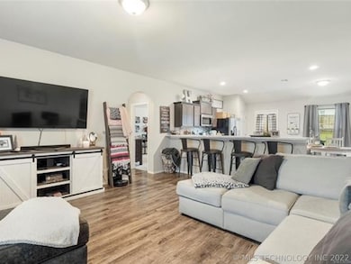 2913 E Pittsburg St, Broken Arrow, OK 74014 - photo 6