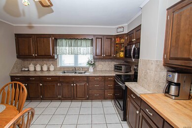 717 Draper Ave, Schenectady, NY 12306 - photo 5