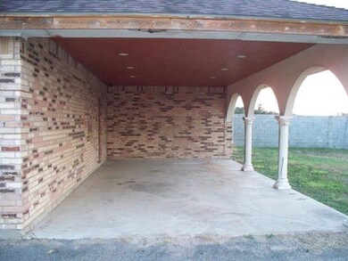 612 S Val Verde Rd, Donna, TX 78537 - photo 4