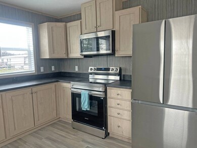 14876 Washington Rd unit 128, West Burlington, IA 52655 - photo 4