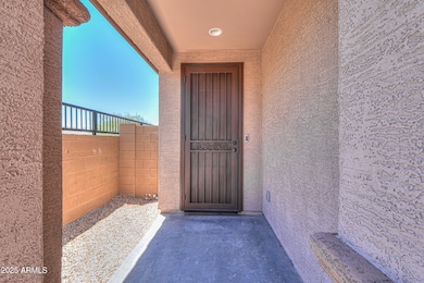2929 E Mohave Ln