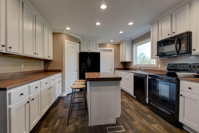 1754 Bedford Rd, Jeffersonville, KY 40337 - photo 7