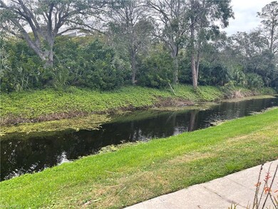 248 Palm Dr unit 5, Naples, FL 34112 - photo 3