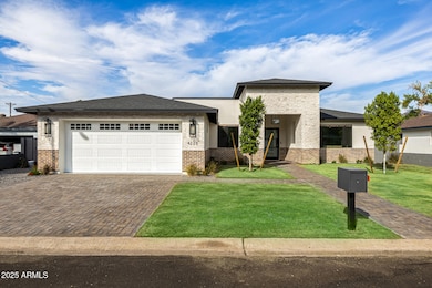 4228 E Avalon Dr, Phoenix, AZ 85018 - photo 2