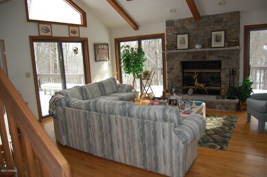 803 Whipple Tree Ct E, Lords Valley, PA 18428 - photo 3