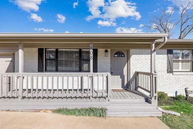 508 Walnut Creek Dr, Azle, TX 76020 - photo 4