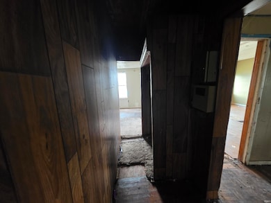 2241 W Washington St, South Bend, IN 46628 - photo 4