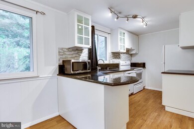 6 Dufief Ct, North Potomac, MD 20878 - photo 6