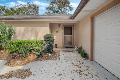 720 E 6th St, Apopka, FL 32703 - photo 3