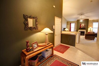2408 S River Rock Dr, Papillion, NE 68046 - photo 2