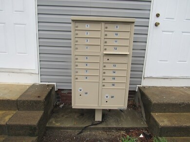 311 Providence Rd unit 4, South Grafton, MA 01560 - photo 4