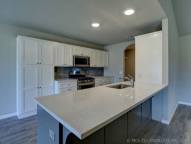 5023 N 35th St, Broken Arrow, OK 74014 - photo 7