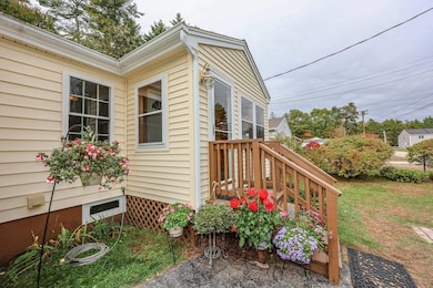 6 Lawrence Street Extension, Concord, NH 03301 - photo 2