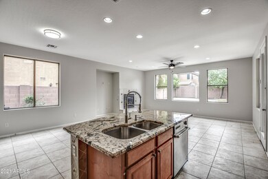 KITCHEN (4)