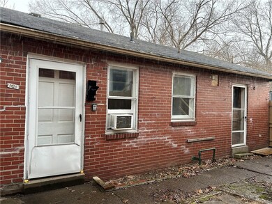 1010 Maple Ave, Turtle Creek, PA 15145 - photo 2