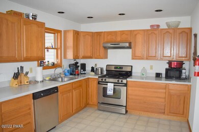 320 Tink Wig Dr, Hawley, PA 18428 - photo 3