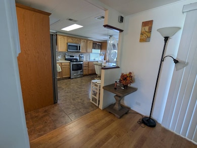 7100 Ulmerton Rd unit Lot 1213, Largo, FL 33771 - photo 6