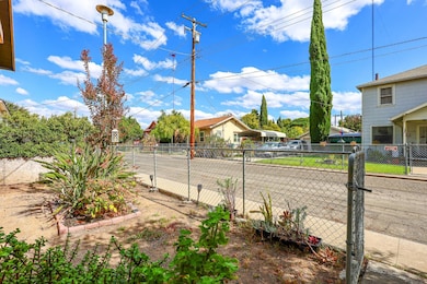 14120 Grove St, Walnut Grove, CA 95690 - photo 7