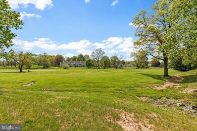 204 Barrington Ct, Palmyra, PA 17078 - photo 4