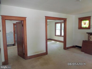 4905 Catalpha Rd, Baltimore, MD 21214 - photo 4