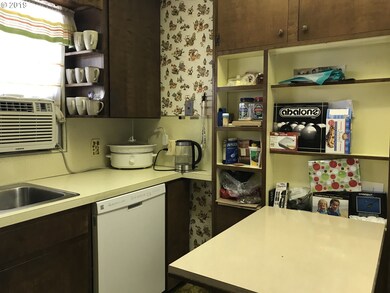 2748 Fir St, Longview, WA 98632 - photo 7