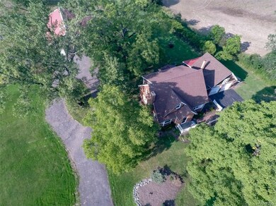 10370 Greiner Rd, Clarence, NY 14031 - photo 3