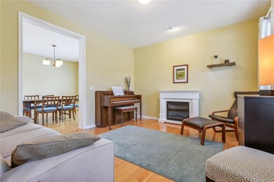 17 Hubbard St, Westerly, RI 02891 - photo 7