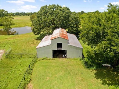 1121 Pecan Grove Rd, Ennis, TX 75119 - photo 5