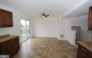 6444 Towncrest Ct W, Frederick, MD 21703 - photo 3