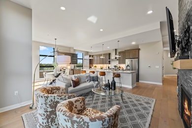 215 E Pleasant St unit 508, Oconomowoc, WI 53066 - photo 7